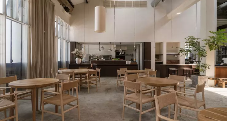Peninsula House Store Image