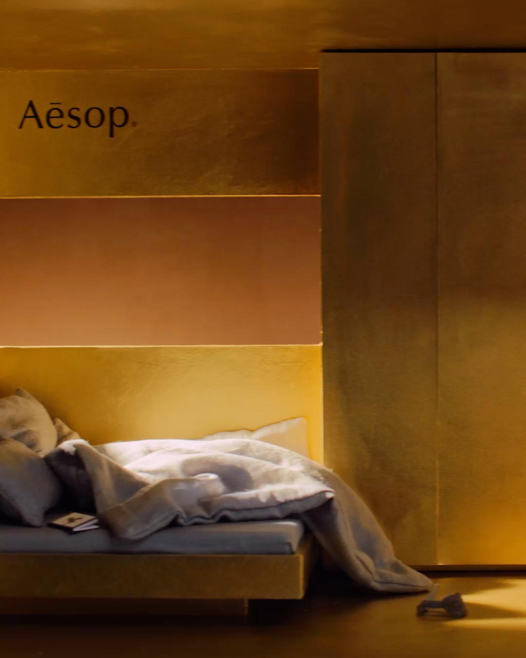 Seasonal Gift Kits - Explore Aesop's seasonal gift offerings