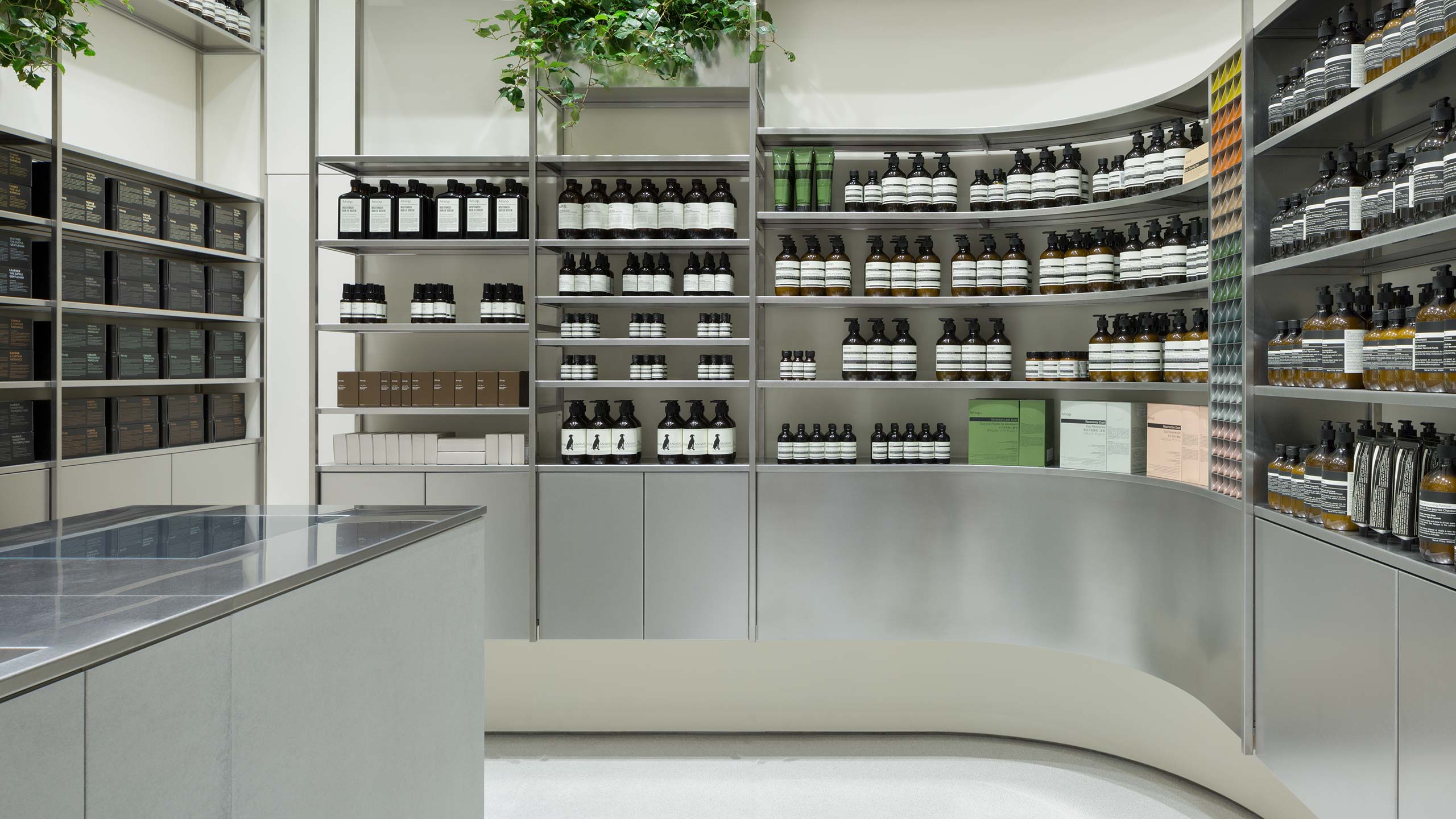 Aesop Tokyo Midtown interior 