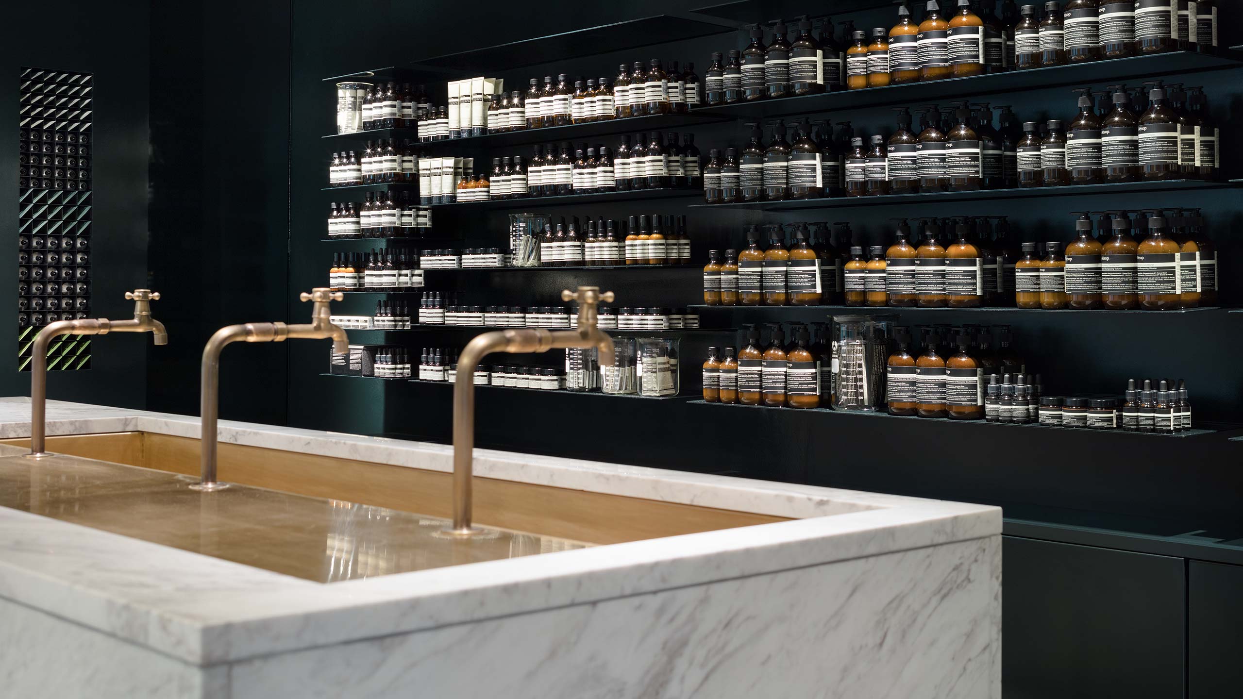 Aesop Landmark Plaza