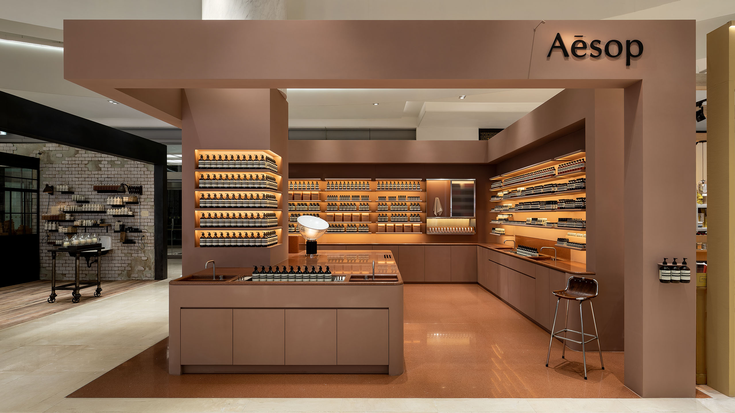 Aesop Hanshin Arean counter overview 