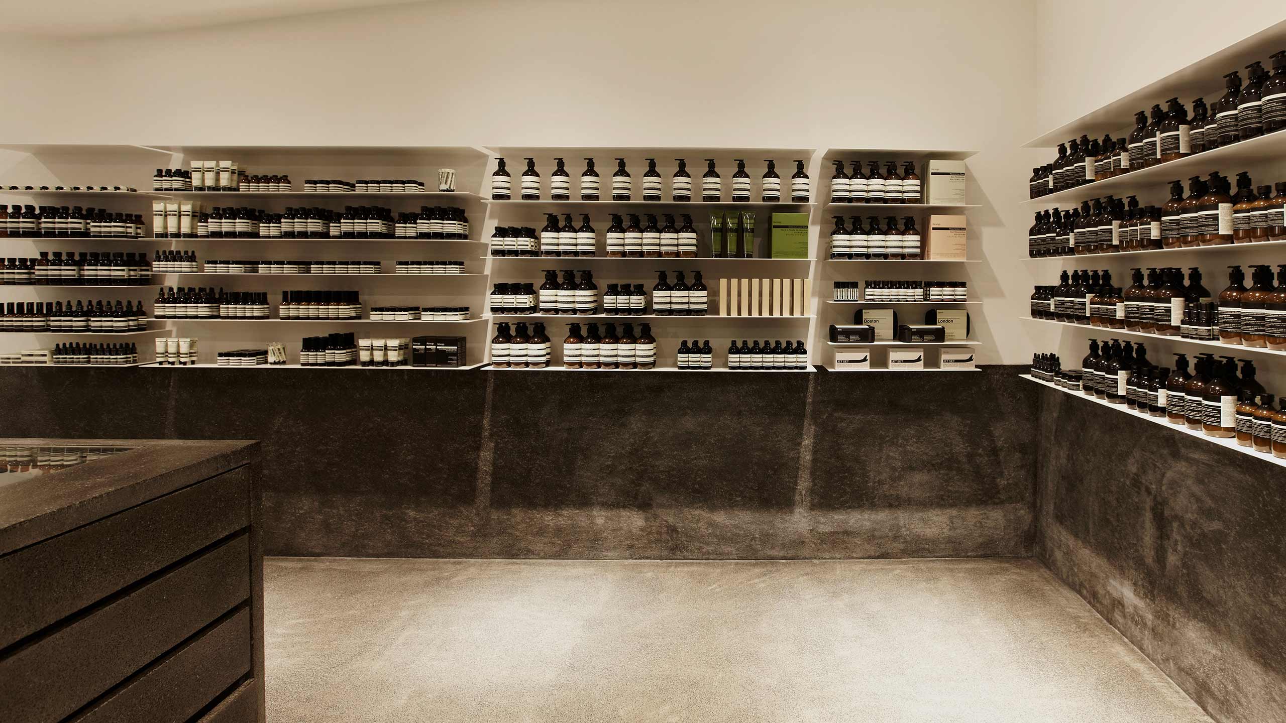 Zhongxizo East Road store interior